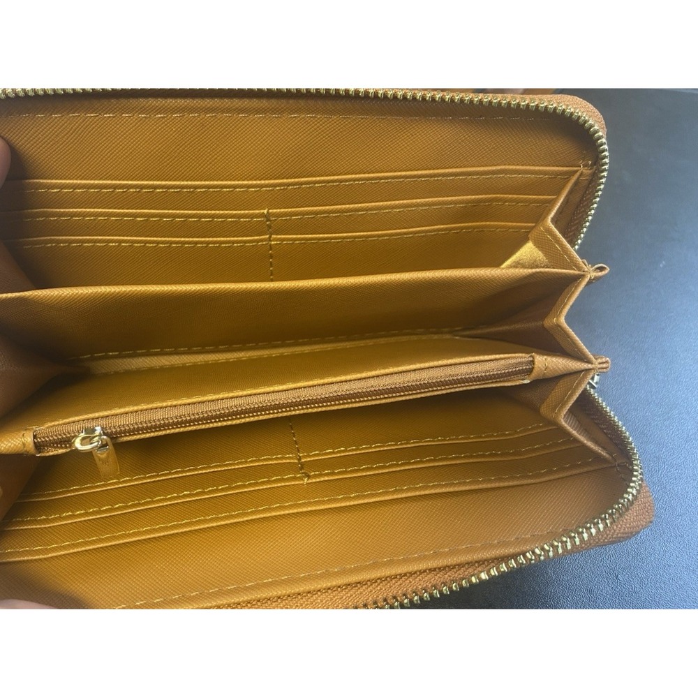 LA2LA Boutique Purse & Wristlet Wallet Faux Osterich Brown - Picture 4 of 11